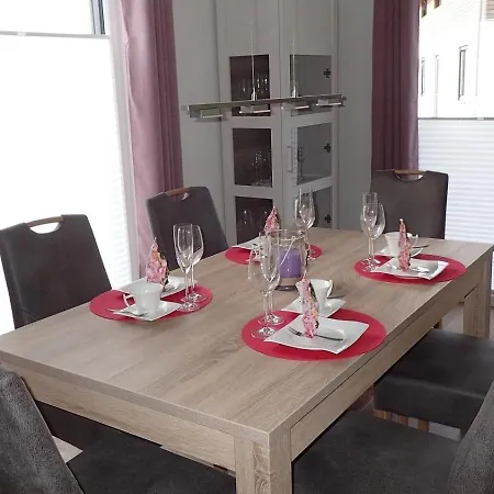 Phil Holiday home